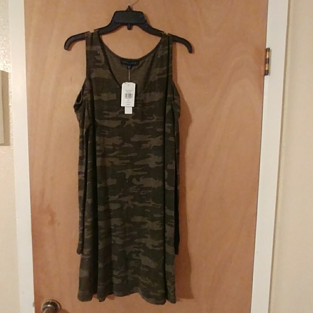 BNWT Sanctuary cold shoulder dress size M